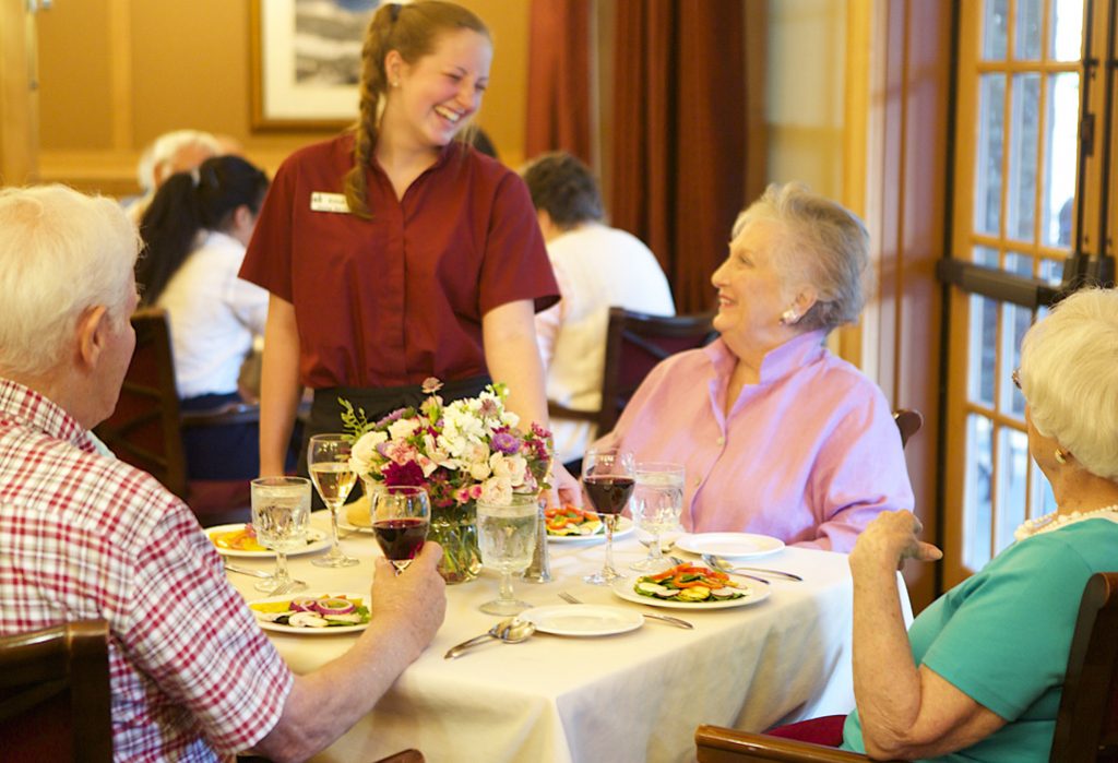 Independent Living residents of Riverwoods Exeter dining in Exeter, New Hampshire.